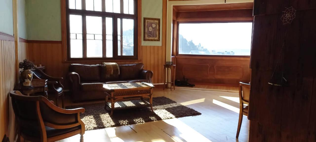 Hostal Florencia Apartment ปูแอร์โตบารัส ภายนอก รูปภาพ